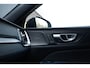 Volvo V60 T6 Plug-in hybrid AWD Plus Dark | | Verwarmbare voorstoelen | Verwarmbaar stuurwiel | Verwarmbare achterbank | Charcoal Sportleder | Zwarte hemel | 19 inch Lichtmetalen velgen | Parkeercamera | Elektrische verstelbare voorstoelen met geheugen | Premium audio by Harman Kardon |