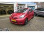 Toyota Aygo 1.0-12V Aspiration Red | Airco | Carkit | LMV | Te financieren v.a € 101,- p/m