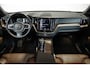 Volvo XC60 T8 Twin Engine AWD Inscription | 1ste Eigenaar | Dealeronderhouden | Luchtvering | BLIS | Adaptive Cruise Control | 360° Parkeerkcamera | Stoelverwarming | Parkeersensoren voor + achter | Electrische bedienbare voorstoelen