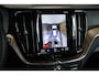 Volvo XC60 T8 Twin Engine AWD Inscription | 1ste Eigenaar | Dealeronderhouden | Luchtvering | BLIS | Adaptive Cruise Control | 360° Parkeerkcamera | Stoelverwarming | Parkeersensoren voor + achter | Electrische bedienbare voorstoelen