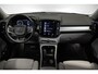 Volvo XC40 T2 Momentum | Blond Lederen Bekleding | Dealeronderhouden | High Performance Audio | Volvo on Call | Privacy Glass | Stoelverwarming |