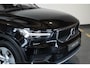 Volvo XC40 T2 Momentum | Blond Lederen Bekleding | Dealeronderhouden | High Performance Audio | Volvo on Call | Privacy Glass | Stoelverwarming |