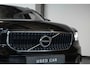 Volvo XC40 T2 Momentum | Blond Lederen Bekleding | Dealeronderhouden | High Performance Audio | Volvo on Call | Privacy Glass | Stoelverwarming |