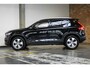 Volvo XC40 T2 Momentum | Blond Lederen Bekleding | Dealeronderhouden | High Performance Audio | Volvo on Call | Privacy Glass | Stoelverwarming |