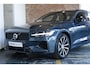 Volvo V60 2.0 T6 Plug-in hybrid AWD Plus Dark | Adaptive Cruise Control | 360° Parkeercamera | Stoelverwarming | Stuurwielverwarming | Harman Kardon Premium Audio | Electrische wegklapbare trekhaak | Google infotainment | Longe Range