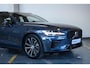 Volvo V60 2.0 T6 Plug-in hybrid AWD Plus Dark | Adaptive Cruise Control | 360° Parkeercamera | Stoelverwarming | Stuurwielverwarming | Harman Kardon Premium Audio | Electrische wegklapbare trekhaak | Google infotainment | Longe Range