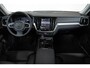 Volvo V60 T6 Automaat Plug-in hybrid AWD Ultra Dark | Harman Kardon Premium Audio | Lederen bekleding | Parkeercamera | Google Infotainment | Stoelverwarming | Stuurwielverwarming | Semi-Elektrische inklapbare trekhaak