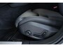 Volvo V60 T6 Automaat Plug-in hybrid AWD Ultra Dark | Harman Kardon Premium Audio | Lederen bekleding | Parkeercamera | Google Infotainment | Stoelverwarming | Stuurwielverwarming | Semi-Elektrische inklapbare trekhaak