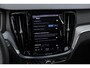 Volvo V60 T6 Plug-in hybrid AWD Plus Dark | Verwarmbare Voorstoelen (met geheugen) | Stuurwiel en Achterbank | Semi-Elektrische Trekhaak | Verwarmbare Voorruit | Premium Audio by Harman Kardon | 360-Camera