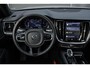 Volvo V60 T6 Plug-in hybrid AWD Plus Dark | Panoramadak | Verwarmbare Voorstoelen (met geheugen) | Stuurwiel en Achterbank | Semi-Elektrische Trekhaak | Verwarmbare Voorruit | Premium Audio by Harman Kardon | 360-Camera