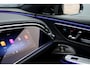 Mercedes-Benz E-klasse 300 e AMG Line | Hyperscreen | Airmatic | Achterasbesturing | Distronic+ | Stoelventilatie | Memory | Burmester | HUD | Digital Light | Surround Camera | Verwarmd Stuurwiel |