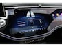 Mercedes-Benz E-klasse 300 e AMG Line | Hyperscreen | Airmatic | Achterasbesturing | Distronic+ | Stoelventilatie | Memory | Burmester | HUD | Digital Light | Surround Camera | Verwarmd Stuurwiel |