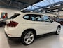 BMW X1 sDrive20i Executive automaat trekhaak 18 Inch Navigatie