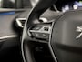 Peugeot 3008 1.2 PureTech Allure Sport (APPLE CARPLAY, GROOT NAVI, 360 CAMERA, STOELVERWARMING, LEDER, SPORTSTOELEN, ADAPTIVE CRUISE, TREKHAAK, ELEK ACHTERKLEP, NIEUWSTAAT)
