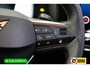 CUPRA Formentor 1.4 e-Hybrid Business 204 PK automaat | Adap. cruise | Camera | Navigatie | App. connect | Draadloze telefoonlader, sfeerverlichting, Led