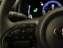 Toyota Yaris 1.5 Hybrid 115 Dynamic - DIRECT UIT VOORRAAD LEVERBAAR - KEYLESS ENTRY & START - STOEL EN STUUR VERWARMING - ADPATIVE CRUISE CONTROL - ACHTERUITRIJ CAMERA - DRAADLOZE TELEFOONLADER