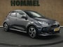 Toyota Yaris 1.5 Hybrid 115 Dynamic - DIRECT UIT VOORRAAD LEVERBAAR - KEYLESS ENTRY & START - STOEL EN STUUR VERWARMING - ADPATIVE CRUISE CONTROL - ACHTERUITRIJ CAMERA - DRAADLOZE TELEFOONLADER