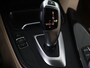 BMW 3-Serie 318i Luxury Edition | Leder | Stoelverwarming | Navigatie | Trekhaak | Full LED | Climate control | PDC | Cruise control
