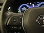 Toyota RAV4 2.5 Hybrid Style - ORIGINEEL NEDERLANDSE AUTO - BI-TONE - AFKOMSTIG VAN 1E EIGENAAR  - NAVIGATIE -ELEKTRISCHE ACHTERKLEP - DRAADLOZE TELEFOONLADER -ELEKTRISCHE BESTUURDERSSTOEL - JBL AUDIO - CAMERA IN BINNENSPIEGEL - 360 GRADEN CAMERA - DODEHOEK DETECTIE - ALARM KLASSE 3 - BEARLOCK BEVEILIGING - THUISKOMER