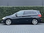 BMW 2-Serie Gran Tourer 220d xDrive Sport 7-PERS, EURO 6, PANO, LEDER, NAVI, CRUISE, KEYLESS, CAMERA, CLIMATE CONTROL, STOELVERWARMING, ELEKTRISCHE KOFFERKLEP, LICHTMETAAL 18"