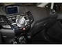 Ford Fiesta 1.0-100pk EcoBoost Titanium 5drs. Keurige Ford Fiesta. Uitgebreide fotoreportage volgt ! Volautm. airco, cruise cntrl, voorraamverw., navigatie, telefoonvoorb., Sony soundsyst., r/cd, parkeersens. achter, achterklepspoiler, trekhaak + afneemb. kgl, etc.