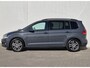 Volkswagen Touran 1.5 TSI Comfort Business 7 Persoons! Automaat / Keyless Entry / Adaptieve Cruise Control / Apple Carplay & Android Auto / Stoelverwarming / Achteruitrijcamera / Elektrische Achterklep / Climate control / Lichtmetalen Velgen / Parkeersensoren Voor + Achter /