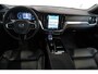 Volvo V60 T6 Plug-in hybrid AWD Plus Dark | Harman & Kardon Audio | Trekhaak | Nappa Lederen Stoelen | Stoelverwarming V+A | 360 Rondomzicht Parkeercamera |
