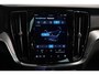 Volvo V60 T6 Plug-in hybrid AWD Plus Dark | Harman & Kardon Audio | Trekhaak | Nappa Lederen Stoelen | Stoelverwarming V+A | 360 Rondomzicht Parkeercamera |