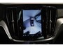 Volvo V60 T6 Plug-in hybrid AWD Plus Dark | Harman & Kardon Audio | Trekhaak | Nappa Lederen Stoelen | Stoelverwarming V+A | 360 Rondomzicht Parkeercamera |