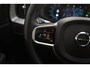 Volvo XC60 T6 Plug-in hybrid AWD Ultra Dark | Panoramadak | Harman & Kardon Audio | Stoelverwarming V+A | 360 Rondomzicht Parkeercamera | Trekhaak | Leder Interieur |