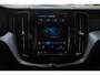 Volvo XC60 T6 Plug-in hybrid AWD Ultra Dark | Panoramadak | Harman & Kardon Audio | Stoelverwarming V+A | 360 Rondomzicht Parkeercamera | Trekhaak | Leder Interieur |