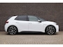 Volkswagen ID.3 204pk First 58 kWh | SoH 94% | Navigatie | Steunhaak | 20" Velgen