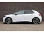 Volkswagen ID.3 204pk First 58 kWh | SoH 94% | Navigatie | Steunhaak | 20" Velgen