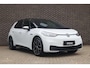 Volkswagen ID.3 204pk First 58 kWh | SoH 94% | Navigatie | Steunhaak | 20" Velgen