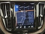 Volvo XC60 2.0 B5 Momentum Exclusive | Adaptieve Cruise Control | Panoramadak | Trekhaak | Harman Kardon Audio | 360º Parkeercamera | Head-Up Display | Lederen Comfort Stoelen | Stoel-/Stuurverwarming | Standkachel |