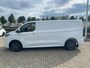 Ford Transit Custom Limited 320 2.5 PHEV L2H1 8-weg verstelbare verwarmbare passagiersstoel | 13 polige trekhaak met Trailer Sway Control | Volwaardig reservewiel | 17 inch lichtmetalen velgen (Carbonised Grey) | AGM accu | PHEV 1-fase oplaadkabel 10m