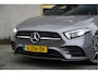 Mercedes-Benz A-klasse 180 Automaat! 5drs Business Solution AMG BJ2019 Lmv 18" | Led V+A | Pdc | Navi | Achteruitrijcamera | Virtual cockpit | Climate control | Cruise control | Sportstoelen | Sportstuur | Verwarmde voorstoelen | Zwarte hemel | Extra getint glas