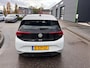 Volkswagen ID.3 First 58 kWh | SoH ...% | Automaat | Parkeersensoren | Stoel en Stuurverwarming | Steunhaak