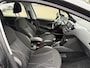Peugeot 208 1.2 VTi Blue Lease Navigatie*5DR*Cruise*Trekhaak*Airco*NAP*Parkeersensoren*Dealer onderhouden*