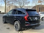 Volvo XC90 2.0 T8 Plug-in hybrid AWD Plus Dark 1000KM| VOL OPTIES!|FABRIEKSGARANTIE T/M 09-2027| PANO| MEM. STOELEN| STOEL/ STUURVERW.| 360 CAMERA| DODE HOEK | ACHTERBANK VERWARMD|