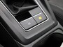 Volkswagen Golf Variant 1.0 TSI Life Business 110 PK | Achteruitrijcamera | Elektrisch verstelbare voorstoel met memory en massage | Navigatie | App Connect | Stoelverwarming | Adaptive Cruise Control