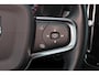 Volvo XC40 T2 Business Pro - IntelliSafe Assist & Surround - Parkeercamera achter - Parkeersensoren voor & achter - Apple Carplay & Android Auto - Elektr. inklapbare trekhaak - 19' LMV