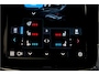 Volvo XC90 2.0 T8 AWD 335kW/455pk Aut8 Recharge Long Range Ultimate Bright LUCHTVERING + PANORAMADAK + HARMAN/KARDON + STOELVERWARMING V&A + STUURVERWARMING + STOELVENTILATIE + ADAPT.CRUISE + BLIS + GOOGLE DASH&SERVICES + 360 CAMERA + PARKSENSOREN + 21" LM-VELGEN!!