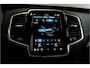 Volvo XC90 2.0 T8 AWD 335kW/455pk Aut8 Recharge Long Range Ultimate Bright LUCHTVERING + PANORAMADAK + HARMAN/KARDON + STOELVERWARMING V&A + STUURVERWARMING + STOELVENTILATIE + ADAPT.CRUISE + BLIS + GOOGLE DASH&SERVICES + 360 CAMERA + PARKSENSOREN + 21" LM-VELGEN!!