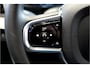 Volvo XC90 2.0 T8 AWD 335kW/455pk Aut8 Recharge Long Range Ultimate Bright LUCHTVERING + PANORAMADAK + HARMAN/KARDON + STOELVERWARMING V&A + STUURVERWARMING + STOELVENTILATIE + ADAPT.CRUISE + BLIS + GOOGLE DASH&SERVICES + 360 CAMERA + PARKSENSOREN + 21" LM-VELGEN!!