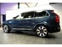 Volvo XC90 2.0 T8 AWD 335kW/455pk Aut8 Recharge Long Range Ultimate Bright LUCHTVERING + PANORAMADAK + HARMAN/KARDON + STOELVERWARMING V&A + STUURVERWARMING + STOELVENTILATIE + ADAPT.CRUISE + BLIS + GOOGLE DASH&SERVICES + 360 CAMERA + PARKSENSOREN + 21" LM-VELGEN!!