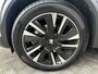 Peugeot e-2008 EV GT Pack 50 kWh | Navigatie | Stoelverwarming | Alcantara interieur | Apple en Android | Two tone lak