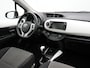 Toyota Yaris 1.3 VVT-i Dynamic | Glazen Panoramadak | Navigatie |