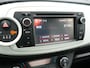Toyota Yaris 1.3 VVT-i Dynamic | Glazen Panoramadak | Navigatie |