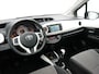 Toyota Yaris 1.3 VVT-i Dynamic | Glazen Panoramadak | Navigatie |